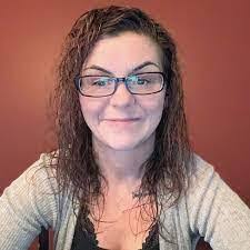 Danielle Ream's Instagram, Twitter & Facebook