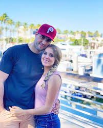 Jinger Duggar Says Family Followed 'Cult-Like' Beliefs - Los Angeles Times