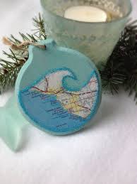 Coastal Christmas Crafts That Will Make Your Vacation Sparkle
