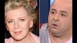 Σωκρατουσ και διγενη ακριτα ελευσινα 2105541792. H Elena Akrita Perna Sthn Antepi8esh Skeftomai Na Kanw Mhnysh Ston Seferlh