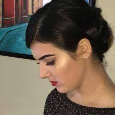 Rebecca Marek's Instagram, Twitter & Facebook