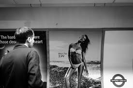 Io sono una carta: le battaglie delle artiste italiane – 93%