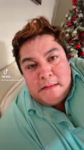 Leonardo Solis's Instagram, Twitter & Facebook