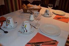 Enjoy a restaurant, breakfast, and a bar/lounge. Hotel Le Saint Nicolas Hotel 2 Rue Saint Nicolas 68340 Riquewihr Adresse Horaire