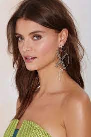 Cierra Maxwell's Instagram, Twitter & Facebook