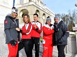 From the gym to the street, shop your favourite activewear. Rot Weiss Grau Dominiert Den Osterreichischen Olympia Look Sn At
