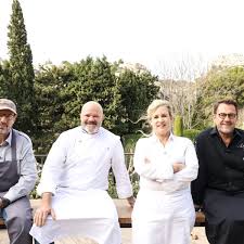 Quel sera le prochain chef à perdre l'un des siens ? Top Chef 2021 Decouvrez Les Portraits Des 15 Candidats 11 Hommes Et 4 Femmes De La Saison 12 Femme Actuelle Le Mag
