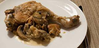 2 cuisses de poulet 6 échalotes moyennes 20 g beurre salé 20 cl de cidre 5 cl de calvados sel poivre. Poulet Vallee D Auge Wikipedia