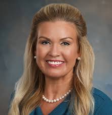 Tara Huffman's Instagram, Twitter & Facebook