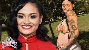 Kehlani is originally from oakland, california, where she achieved initial fame as a member of the teen group poplyfe. Kehlani Is Pregnant With Her First Child Who Is Her Baby Daddy Youtube