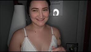 Did Claire Evans do a 5th visit? : rGloryholeSwallowVIP