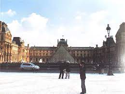 Hirohiko araki's rohan at the louvre qualifies as one of those graphic novels for me. Hirohiko On Twitter Hirohiko Araki Meets Musee Du Louvre From Rohan Au Louvre S Japanese Edition