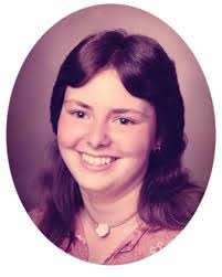 Kay Lange's Instagram, Twitter & Facebook