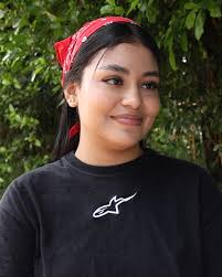 Vendía arepas para mantener a su suegra, pero la vida le dio una lección.