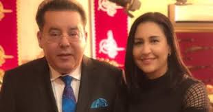 حسن راتب ينافق و يتغزل فى مبارك المخلوع و الان يتمسح فى احذية الاسياد الجدد من الاخوان المسلمين. Ø³ÙˆØ§Ø¨Ù‚ Ù…ØªØ¬ÙˆØ²Ø© Ø³ÙˆØ§Ø¨Ù‚ Ø²ÙˆØ¬Ø© Ø£ÙŠÙ…Ù† Ù†ÙˆØ± Ù…Ø°ÙŠØ¹Ø© Ø§Ù„Ø´Ø±Ù‚ Ù…Ø·Ù„ÙˆØ¨Ø© Ù‚Ø¶Ø§Ø¦ÙŠØ§ ÙÙ‰ Ø­ÙƒÙ… 5 Ø³Ù†ÙˆØ§Øª Ø§Ù„ÙŠÙˆÙ… Ø§Ù„Ø³Ø§Ø¨Ø¹