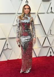Außerdem wartet noch eine tolle überraschung rund um roter teppich und kleider 2016 auf euch! Die Besten Outfits Auf Dem Roten Teppich Sorgten Fur Aufregung Bei Den Oscars 2019 Fresh Ideen Fur Das Interieur Dekoration Und Landschaft