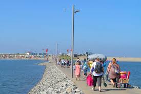 In büsum wird qualität groß geschrieben und regelmäßig geprüft. Urlaub An Der Familienlagune Perlebucht Watt N Insel Busum Das Stranderlebnis An Der Nordsee