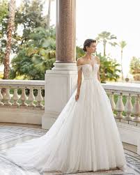 I collaborate with different illustrating publishing houses and with italian and international magazines such as l'espresso and the new york times but i also love to take part in independent and. Irene Hochzeit 2021 Kollektion Aire Barcelona