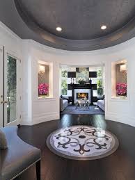 Photos 27 Diamonds Interior Design Hgtv Niche Decor Home Decor Home