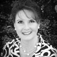 Michelle Hellmann's Instagram, Twitter & Facebook