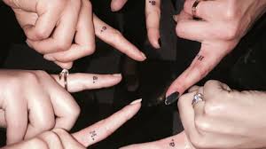 F•r•i•e•n•d•s 'you're my lobster' quote tattoo (artist: Andre Hazes Zet Enorme Tattoo Van Rocky Op Bovenbeen