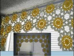 Cortinas De Estilo Clasico Y Moderno Tejidas Cortinas De Estilo Clasico Y Moderno En Variedad De Telas Ta Crochet Curtain Pattern Crochet Curtains Crochet Home