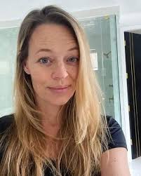 A Sovereign and New Orleans Class Starship in Vancouver Modern day Earths  skies some time in the 21st century. Image by @templininstitute Read about  the Temple Institute at:  https://www.vancouverisawesome.com/events-and-entertainment/digital-artist  ...