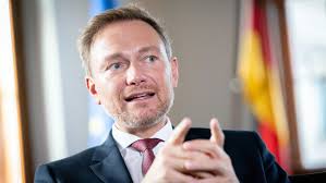 Christian lindner ist vorsitzender der fdp. Christian Lindner An Der Kaufpramie Fur Autos Ist Alles Falsch