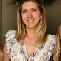 Julie Anson's Instagram, Twitter & Facebook