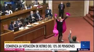 Pamela es candidata a la presidencia de chile en 2009. Pamela Jiles Corriendo Como Naruto Con The Raising Fighting Spirit De Fondo Youtube