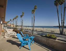 In california's santa cruz, beside the beach, beach street inn & suites offers convenient accommodation for vacationers. Beach Street Inn And Suites Santa Cruz Ca California Beaches