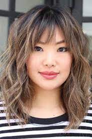 Modern And Classy Shag Hairstyle Throughout The Centuries Of Fashion Shag Styles Have Had Ma Medium Shag Haircuts Medium Hair Styles Medium Length Hair Styles