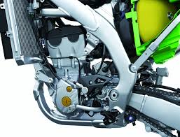 The 2021 kawasaki kx250 receives an upgraded engine, revised suspension and an updated frame inherited from the kx450. Kawasaki Kx250 Kx450 2021 Cross Magazin