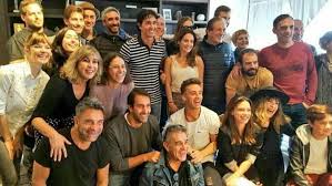 Sebastián estevanez sorprendió al contar en el ciclo radial agarrate catalina, la once diez, que tiene casi decidido dejar la actuación para dedicarse a otros proyectos personales. El Descontento De Estevanez Y Los Actores De Golpe Al Corazon Por El Apresurado Final De La Novela Notirey