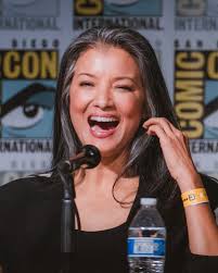 Kelly Hu