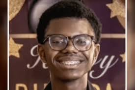 Bye Miami': Final words as woman 'being silly' falls out of car