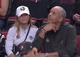 Sonya and dell married in 1988, the same year steph was born. Espn On Twitter Sonya And Dell Curry Got Some New Jackets To Rep Both The Blazers And The Warriors Tonight