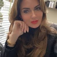 Jennifer Kamp's Instagram, Twitter & Facebook