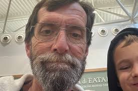 Debbie Arias's Instagram, Twitter & Facebook