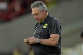 187.5 tuhatta seuraajaa, 169 seurattavaa, 48 julkaisua. Bresil Abel Braga Quitte Deja Flamengo L Equipe