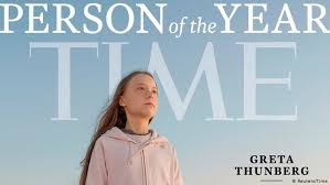 Greta thunberg sits in silence in the cabin of the boat that will take her across the atlantic ocean.inside, there's a cow skull hanging on the wall, a faded globe, a child's yellow raincoat. Greta Thunbergs Schwester Beata Startet Eigene Karriere Musik Dw 17 02 2020