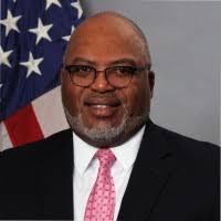 Tara Bustos's Instagram, Twitter & Facebook