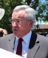 Pool / getty images hazzard, who fronted a press conference alongside gladys berejiklian on wednesday, said the premier was not affected. Brad Hazzard Wikipedia