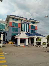 Kpj ampang puteri specialist hospital houses a team of over 60 medical professionals, highly qualified and specialists. Medisetter