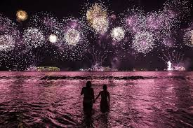Rio De Janeiro Brazil Photograph By Felipe Dana Ap Images Fireworks Illuminate Copacabana New Year S Eve Around The World New Year Fireworks New Year Images