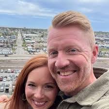 Jennifer Schaper's Instagram, Twitter & Facebook