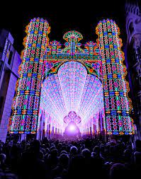 Amazing Cathedral Made From 55 000 Leds Rises At Belgium S Festival Of Lights Cathedral Amazing Buildings Beautiful Places To Travel