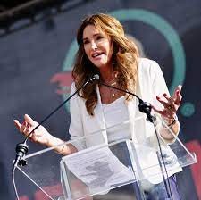 Caitlyn jenner speaks at a rally in los angeles on january 18, 2020. Wiklfijccz5ffm