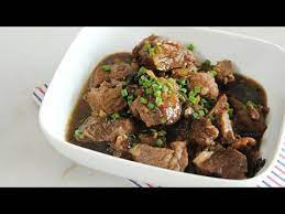Beef Pares Is A Filipino Beef Stew Recipe That S Sweet And Seasoned With Spices Watch This Video To Learn How To Make Stew Recipes Beef Stew Recipe Beef Pares