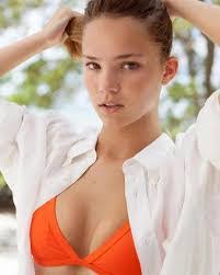 Lilly Ackerman's Instagram, Twitter & Facebook